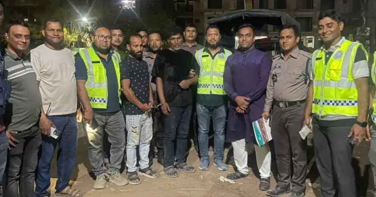 দুদক মহাপরিচালককে ছিনতাইয়ের অভিযোগে গ্রেফতারকৃতরা